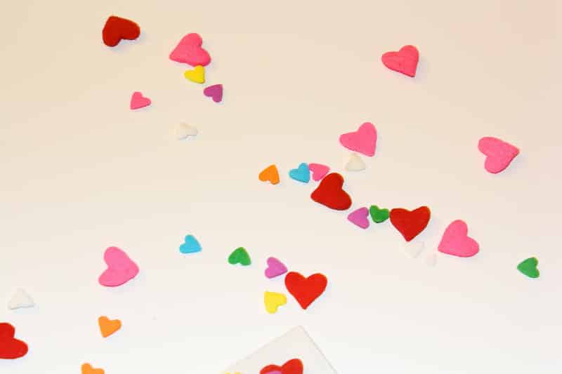 sprinkles-confetti-hearts
