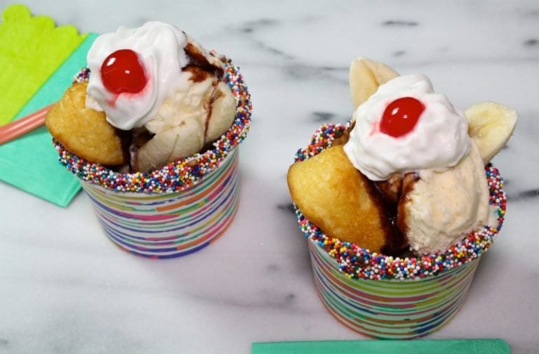 A Dreyer’s Mini Cake Filled Banana Split Recipe!