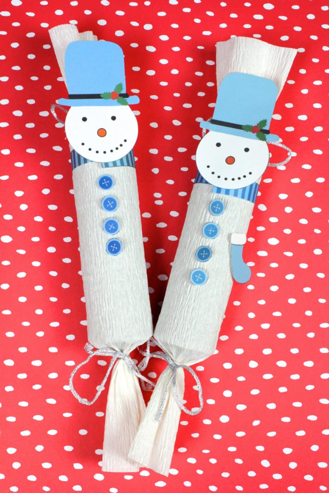 DIY-Snowman-Holiday-Poppers