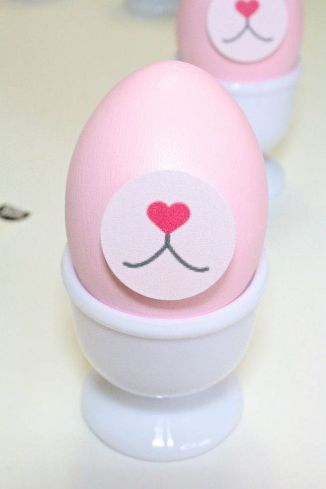 DIY-Pink-Easter-Bunny-Eggs-Step-4