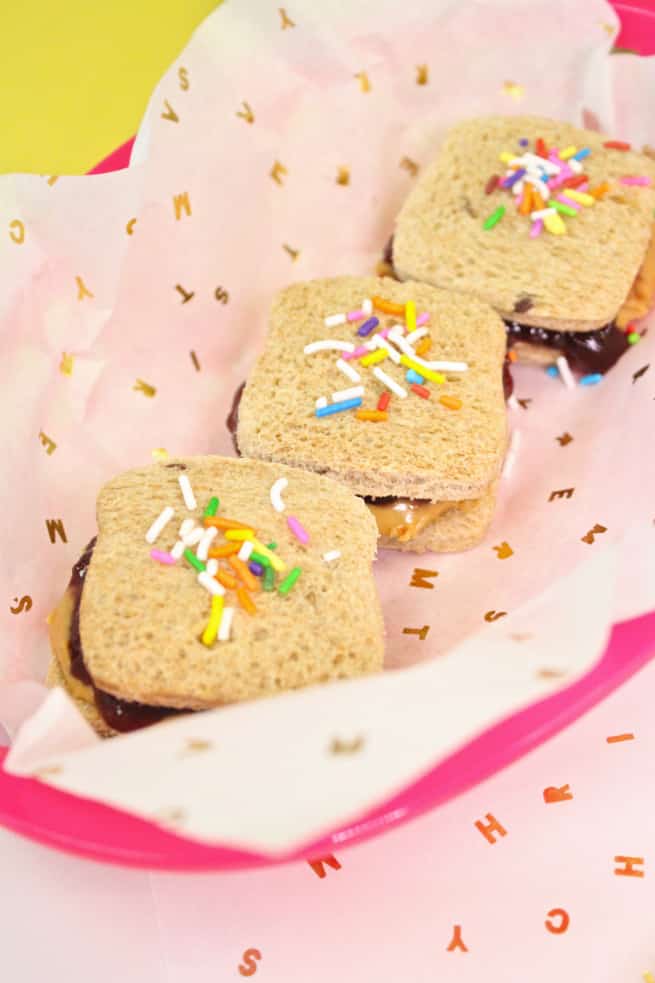 DIY-Mini-Sprinkled-Peanut-Butter-And-Jelly-Sanwich