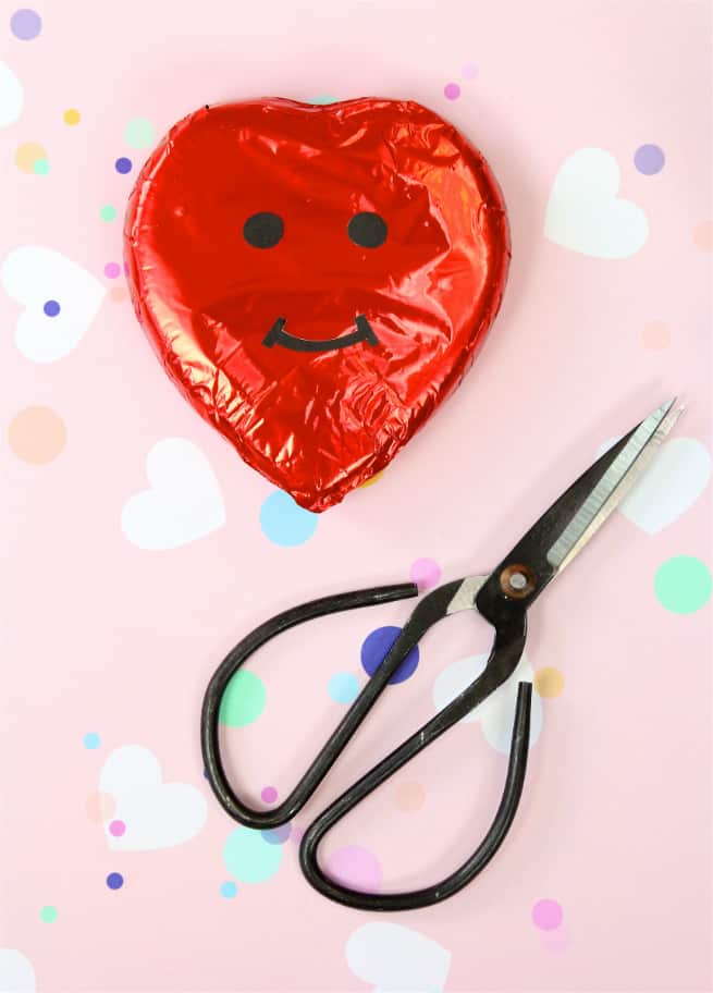 Easy DIY Valentine's Day Chocolate Heart
