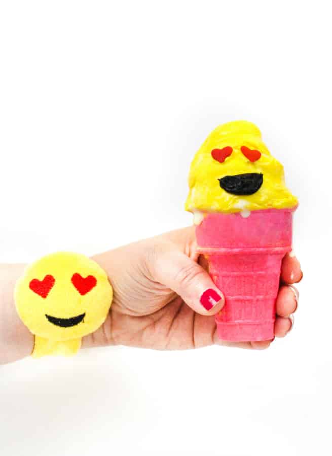 emoji-ice cream cone