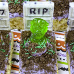 DIY Zombie Graves Rice Krispies Treats!