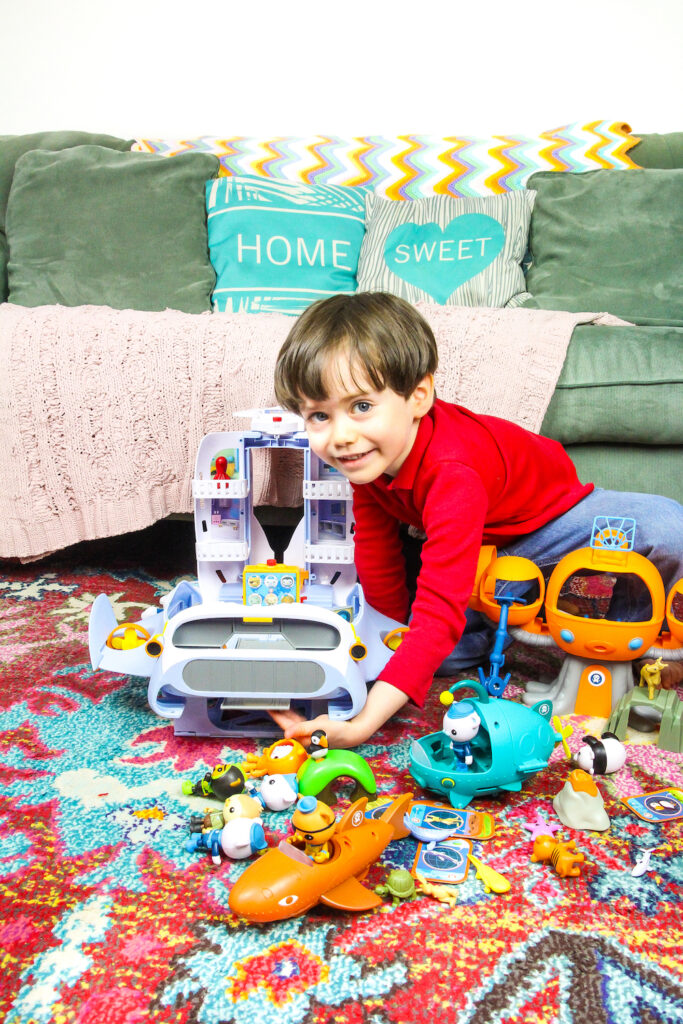 Playing With Octonauts Toys