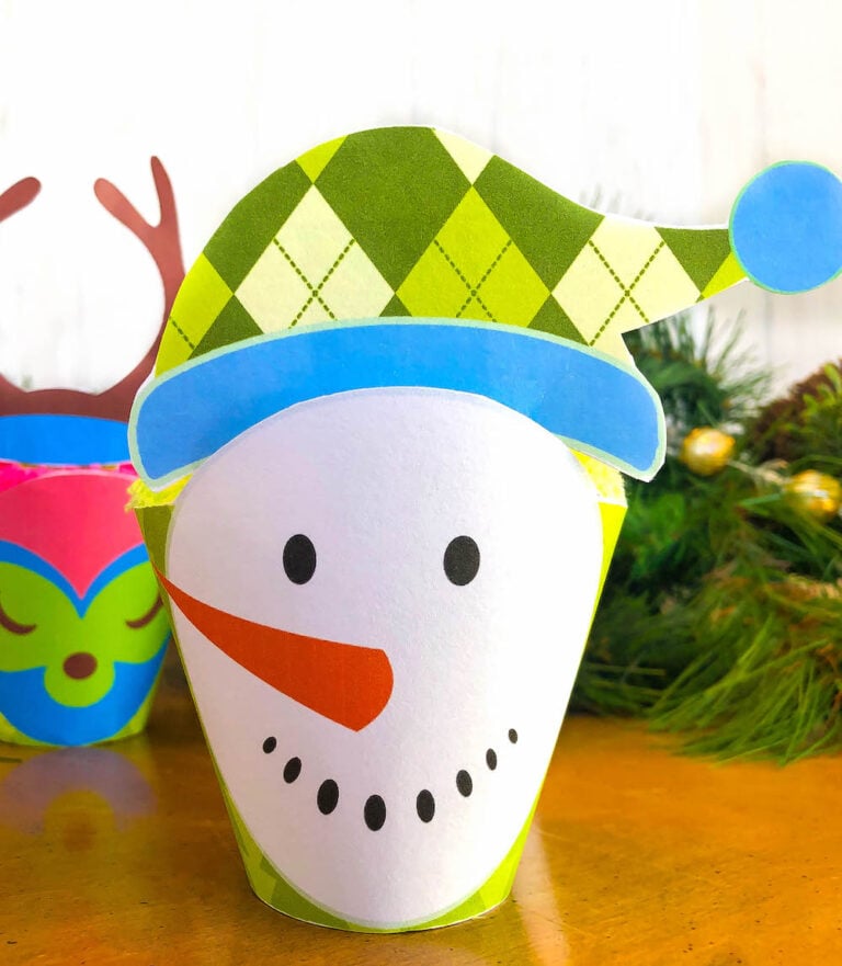 DIY Christmas Sock Cupcake